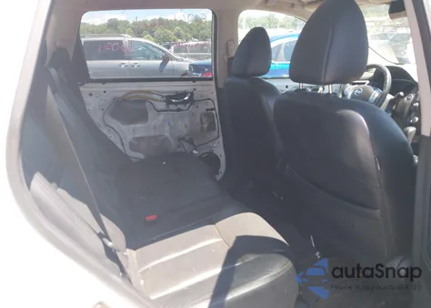 2015 Nissan Rogue Sl z USA, uszkodzony, nr VIN 5N1AT2MV5FC778245